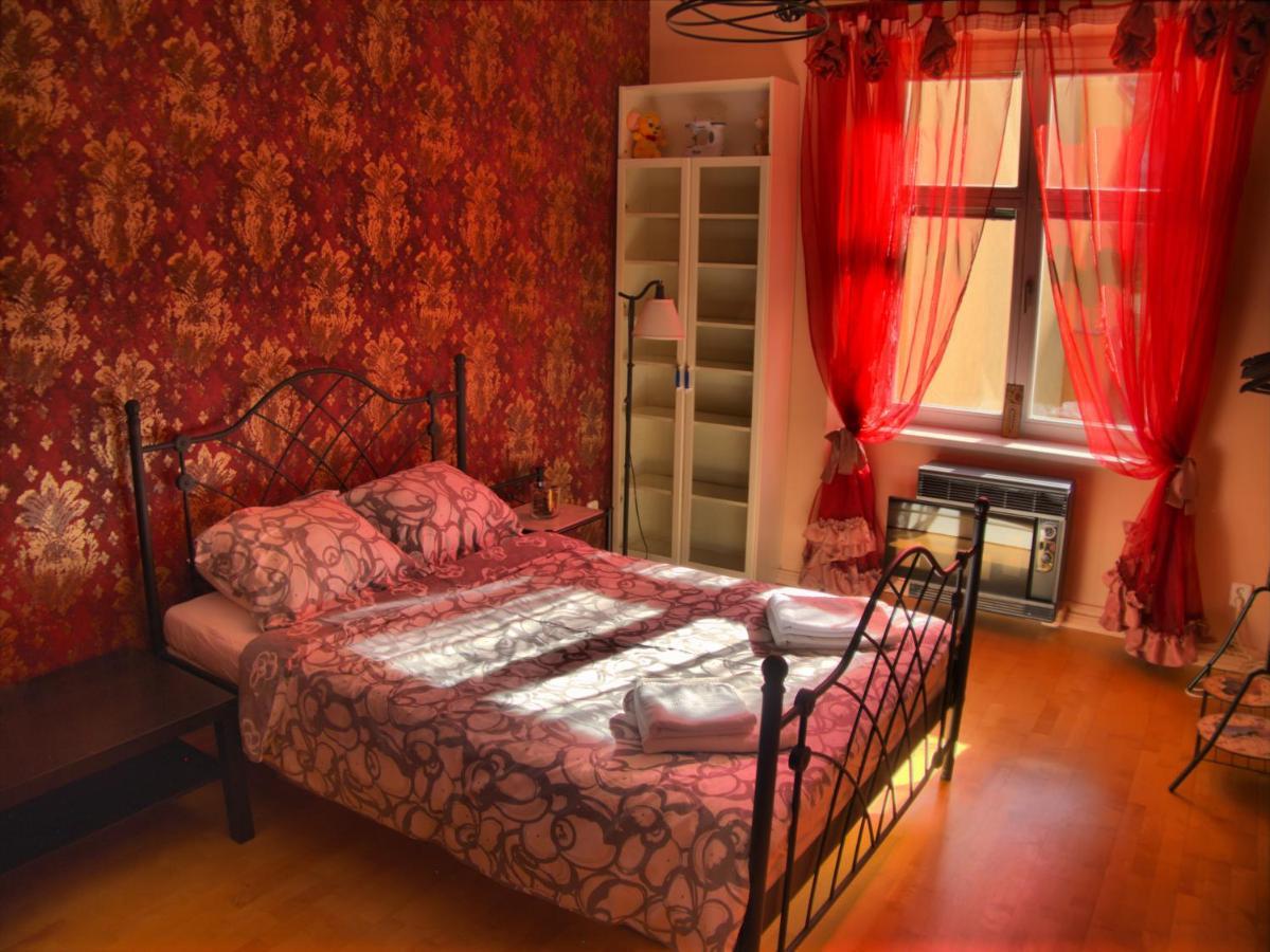 Stela'S Apartments - Vysehrad Прага Екстериор снимка