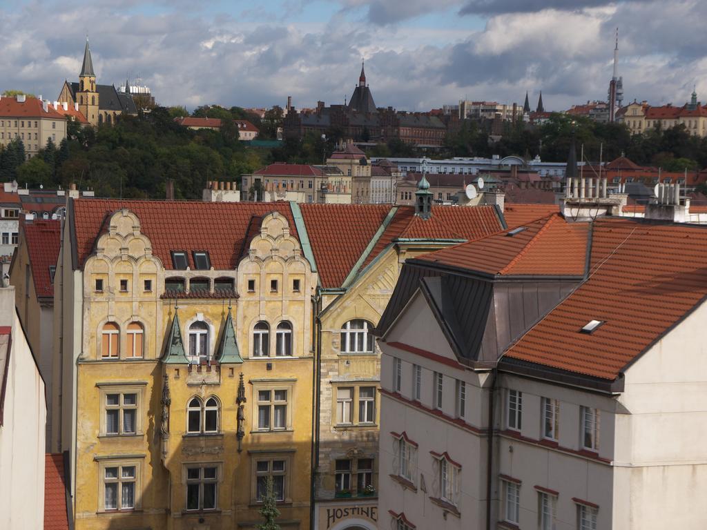 Stela'S Apartments - Vysehrad Прага Екстериор снимка