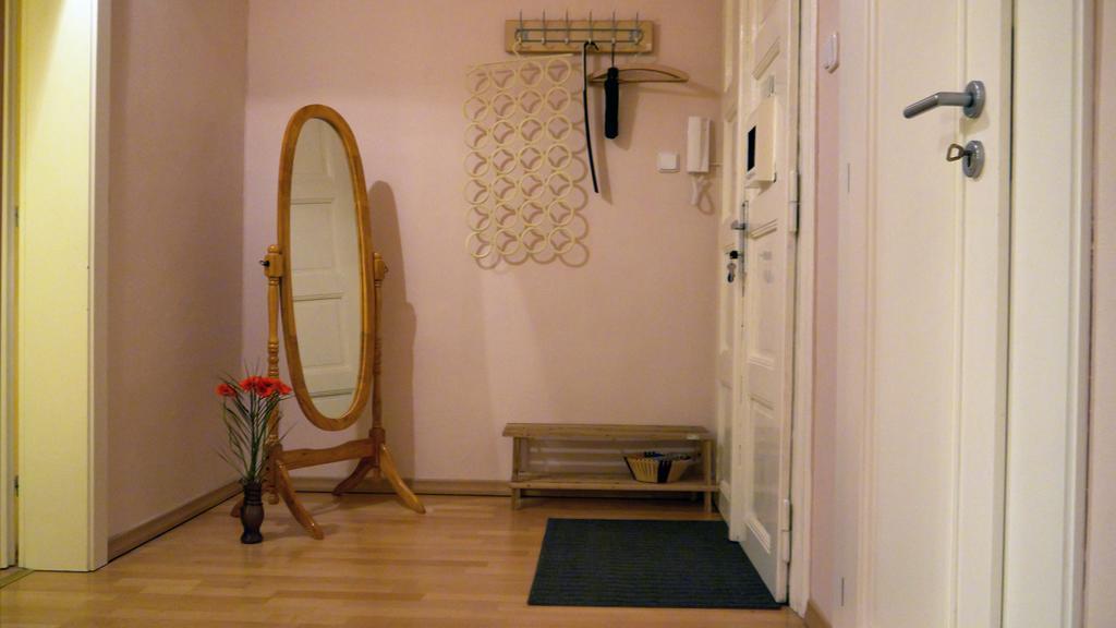 Stela'S Apartments - Vysehrad Прага Екстериор снимка